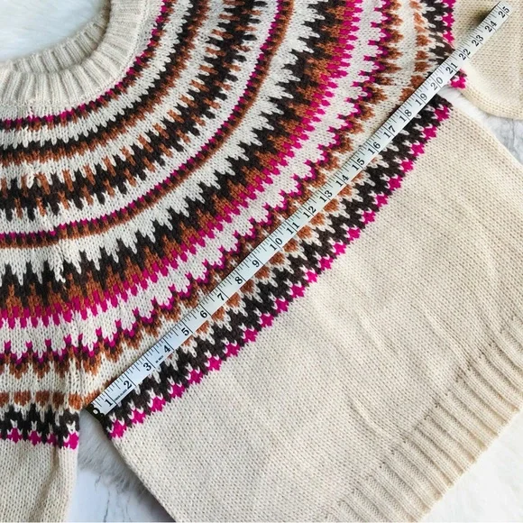 Love Tree Christmas Sweater Size L - Picture 14 of 16